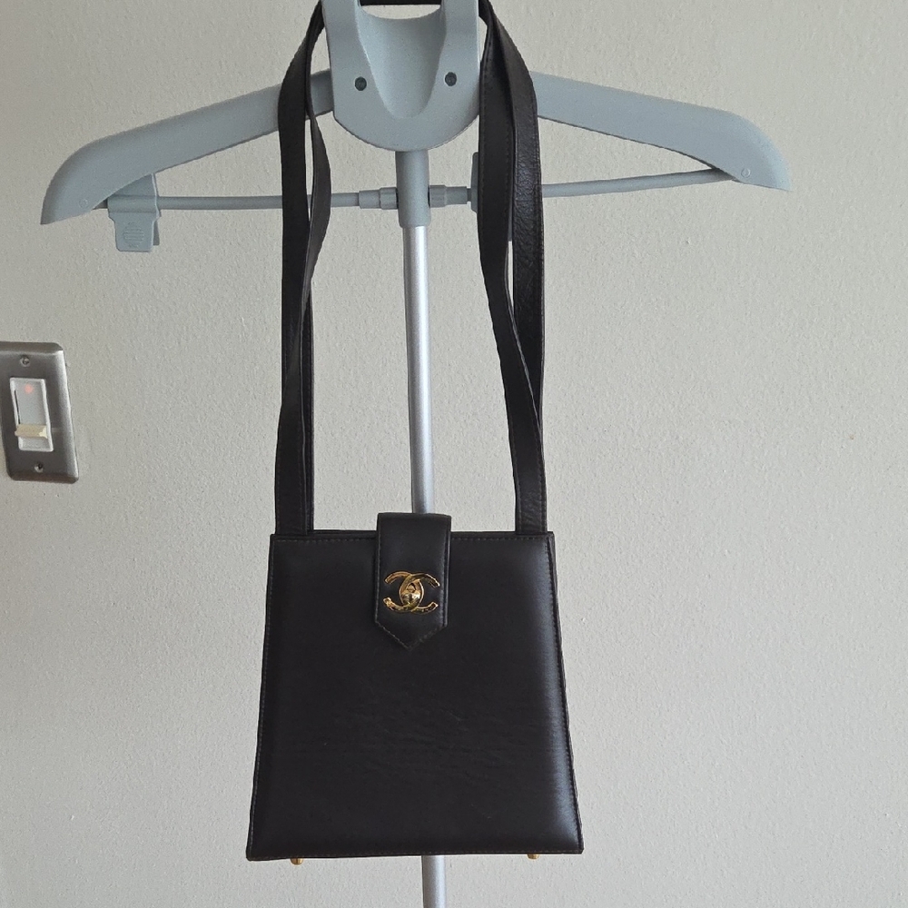 Dark Brown Leather Shoulder Bag with Gold Accent